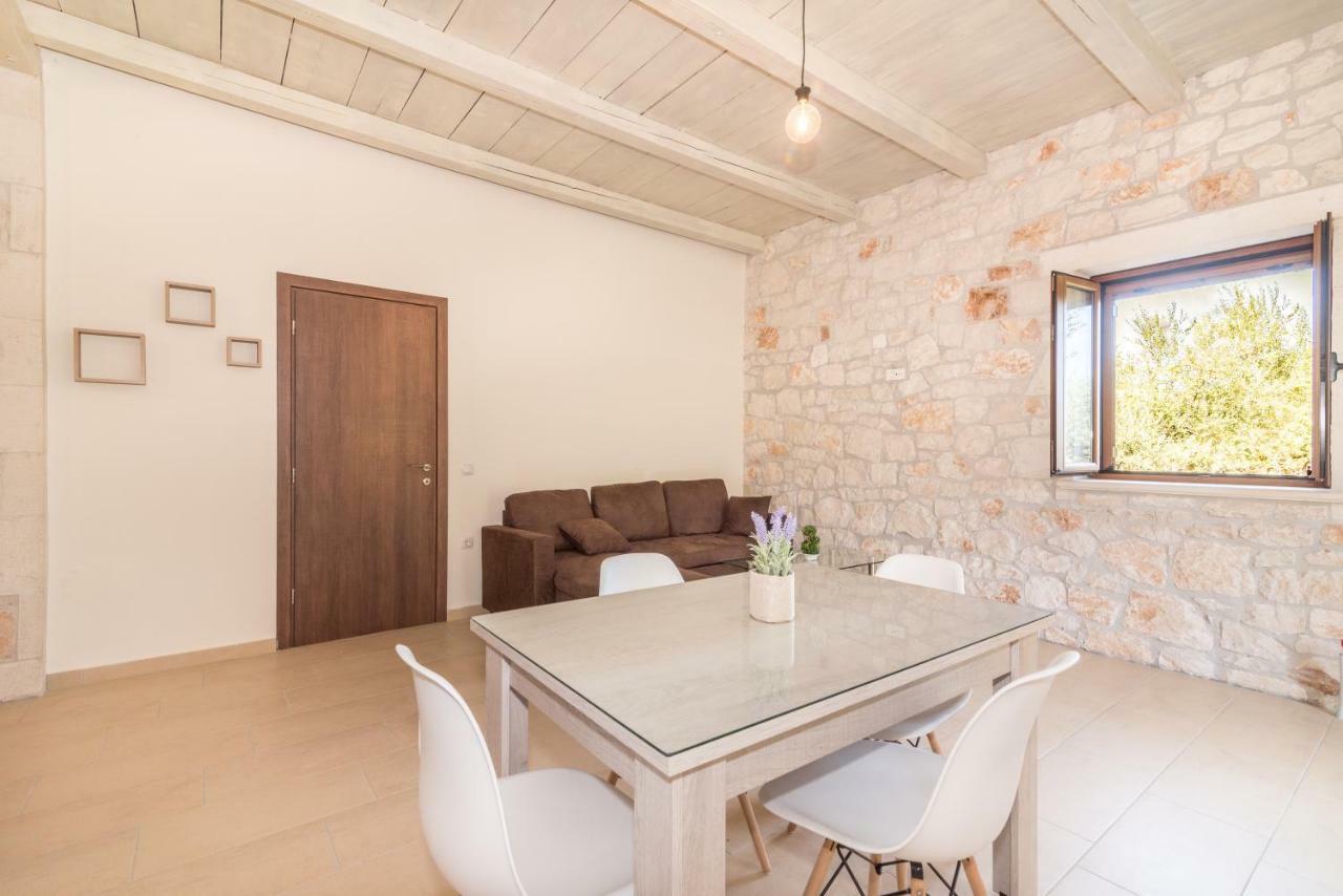 Green Stone Villas Apartments Kalamaki  Exterior photo